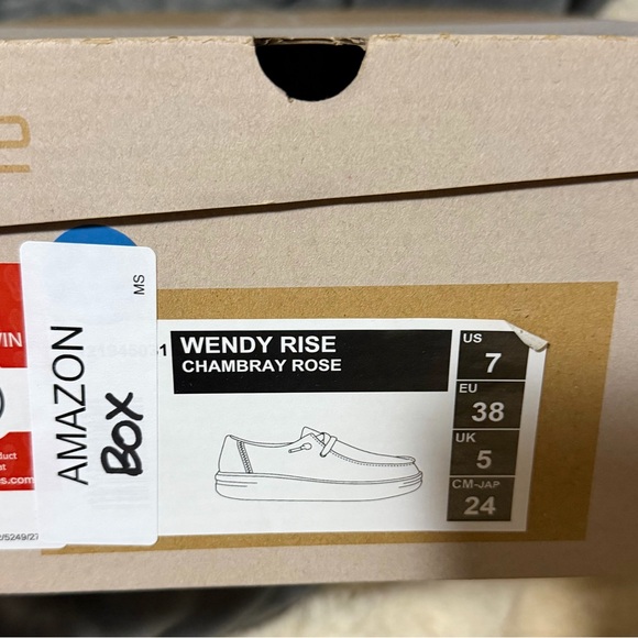 Hey Dude Shoes - Wendy Rise Chambray Rose Shoes